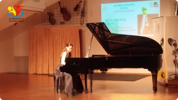 Koncert pianistke Neže Tovšak