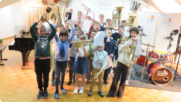 Javni nastop trobilno‑tolkalnega oddelka